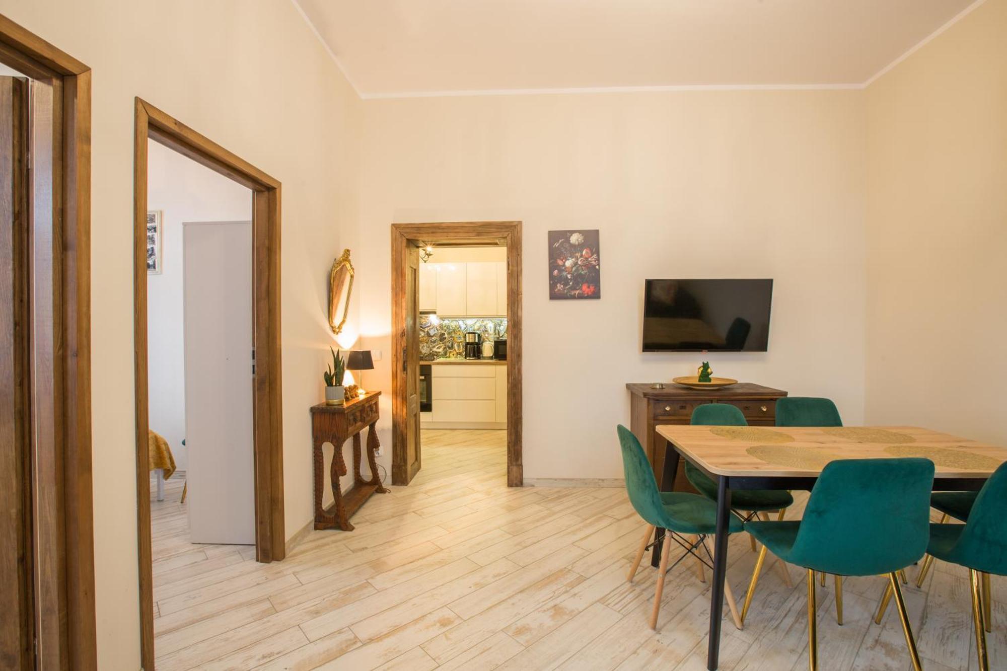 Apartament Piastowski ポラニツァ・ズドゥルイ エクステリア 写真